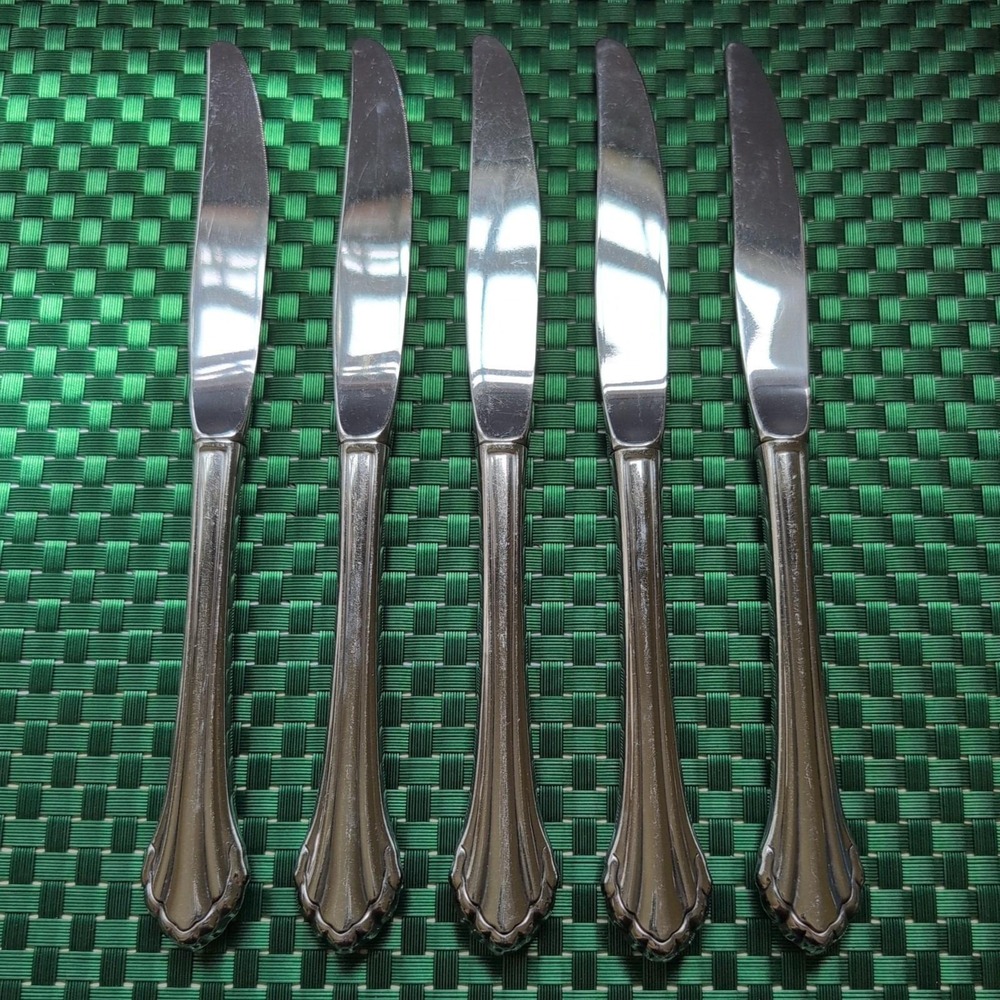 Oneida CLARETTE Dinner Knives Set Lot of 5 Community Betty Crocker Stainless USA